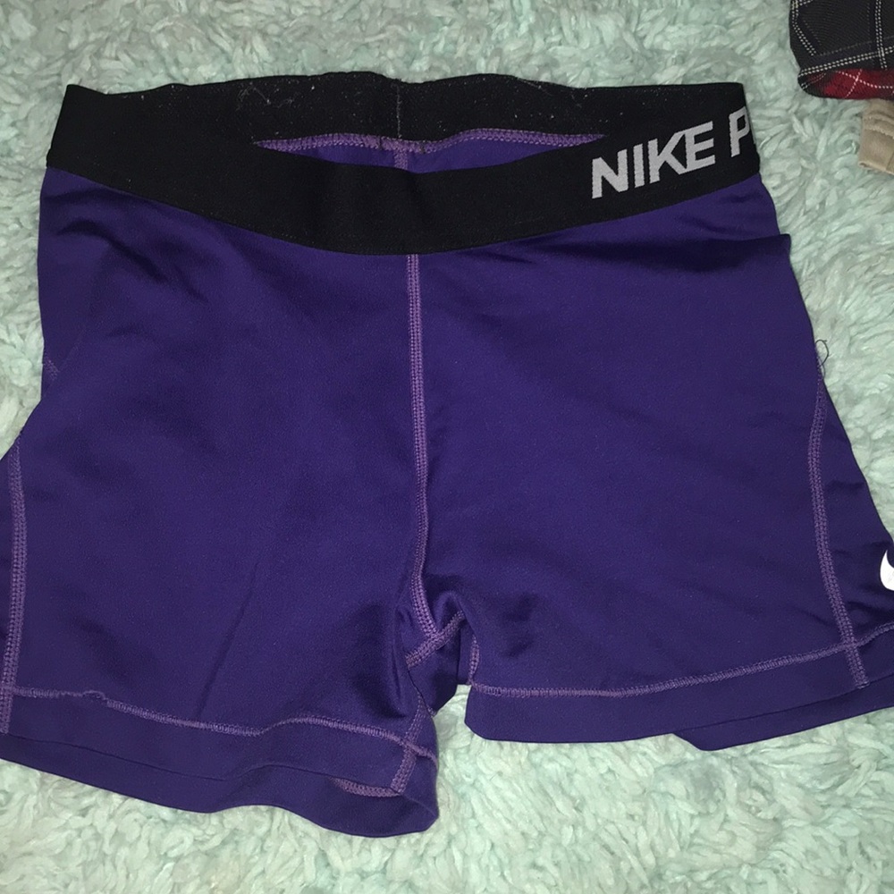 nike pro shorts!